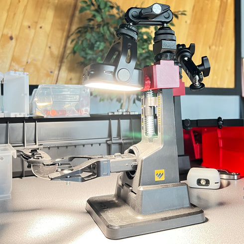 Крепление Lightbringer для работы. Острая точная регулировка.